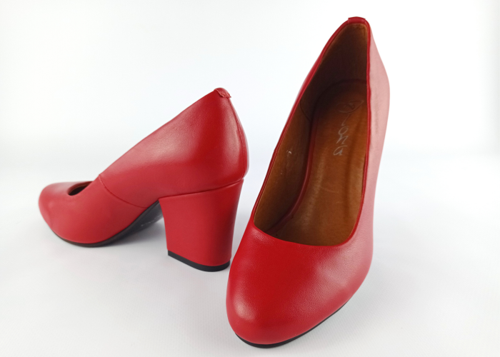Жіночі червоні туфлі Ilona